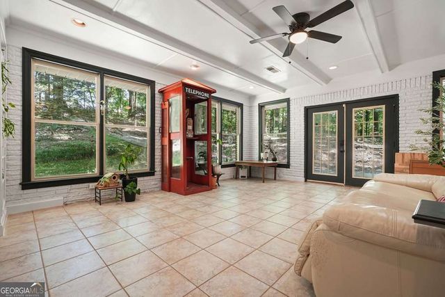 285 Hembredge Drive, Canton, GA 30115