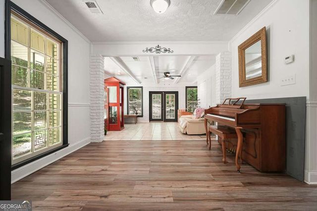285 Hembredge Drive, Canton, GA 30115