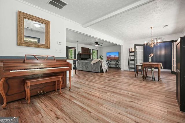 285 Hembredge Drive, Canton, GA 30115