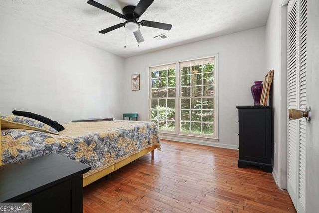 285 Hembredge Drive, Canton, GA 30115