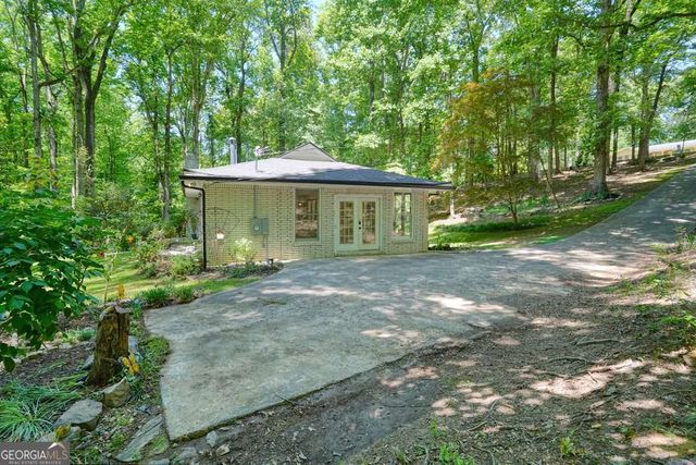 285 Hembredge Drive, Canton, GA 30115