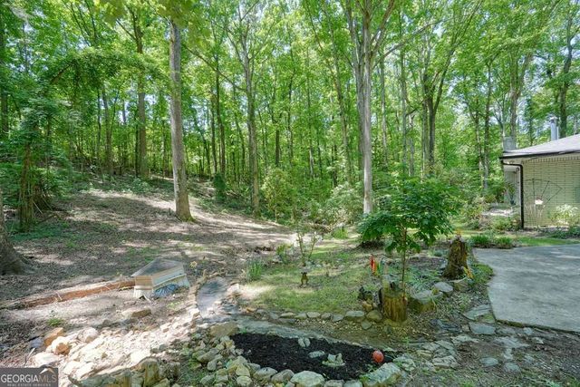 285 Hembredge Drive, Canton, GA 30115