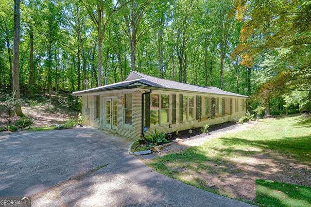 285 Hembredge Drive, Canton, GA 30115