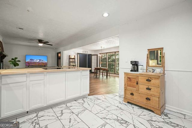 285 Hembredge Drive, Canton, GA 30115