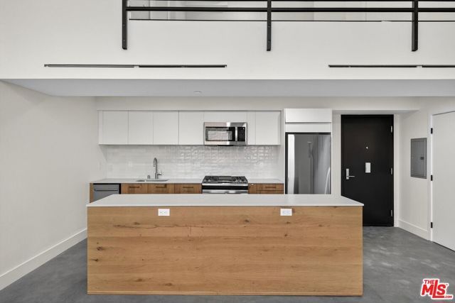 2412 Eads Street 3, Los Angeles, CA 90031