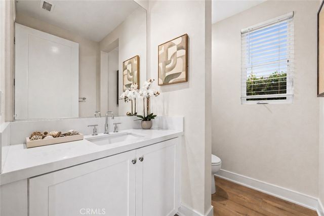 162 Winnett, Irvine, CA 92602