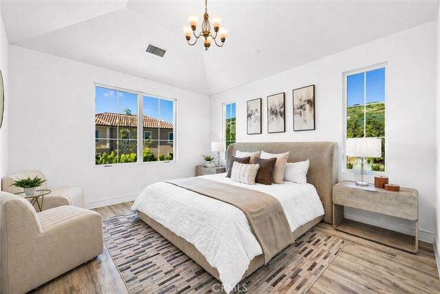 162 Winnett, Irvine, CA 92602