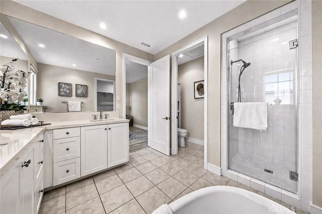 162 Winnett, Irvine, CA 92602
