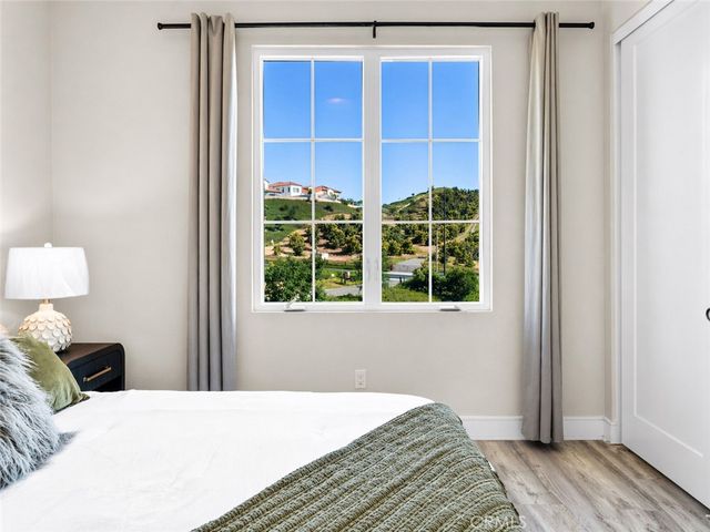 162 Winnett, Irvine, CA 92602