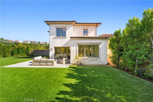 162 Winnett, Irvine, CA 92602
