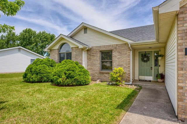 609 Sandalwood Drive, Ossian, IN 46777