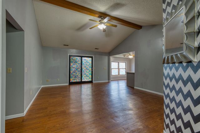 609 Sandalwood Drive, Ossian, IN 46777