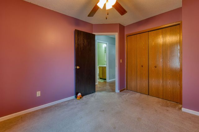 609 Sandalwood Drive, Ossian, IN 46777