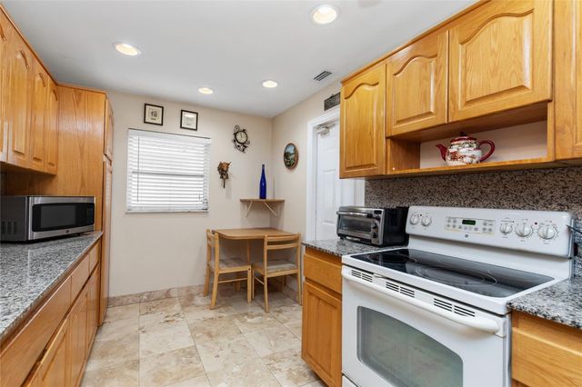 1251 NW 90th Drive, Plantation, FL 33322