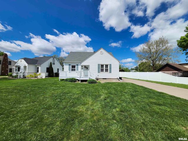 413 S NELSON Avenue, Morton, IL 61550