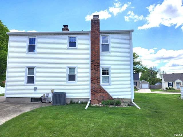 413 S NELSON Avenue, Morton, IL 61550