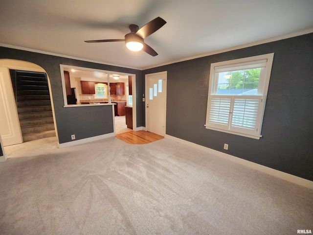 413 S NELSON Avenue, Morton, IL 61550