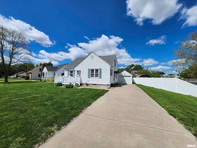 413 S NELSON Avenue, Morton, IL 61550