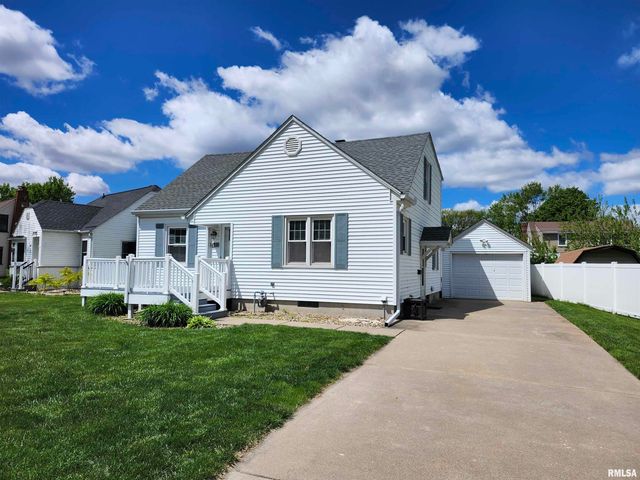 413 S NELSON Avenue, Morton, IL 61550