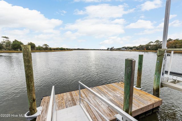 116 SW Yacht Drive, Oak Island, NC 28465