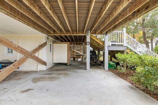 116 SW Yacht Drive, Oak Island, NC 28465