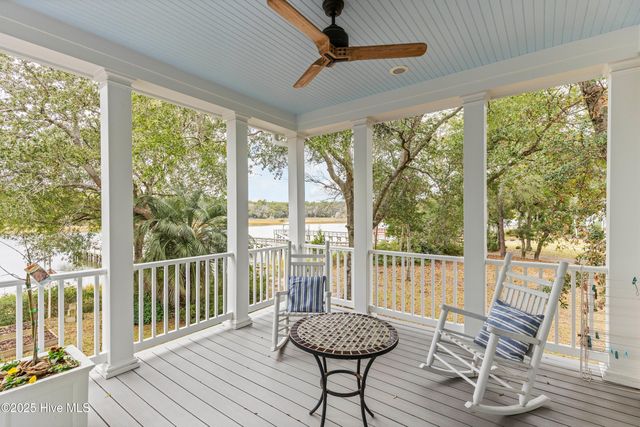 116 SW Yacht Drive, Oak Island, NC 28465