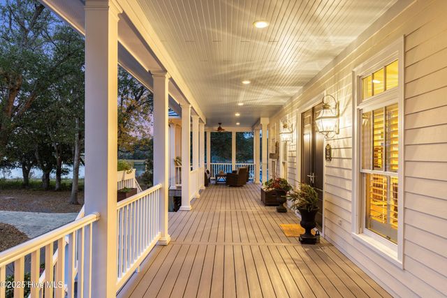 116 SW Yacht Drive, Oak Island, NC 28465