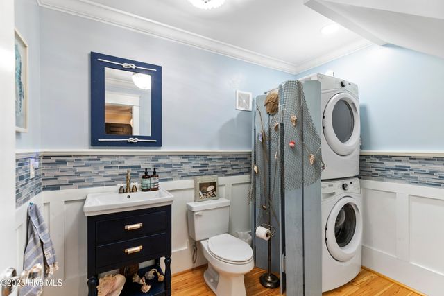 116 SW Yacht Drive, Oak Island, NC 28465