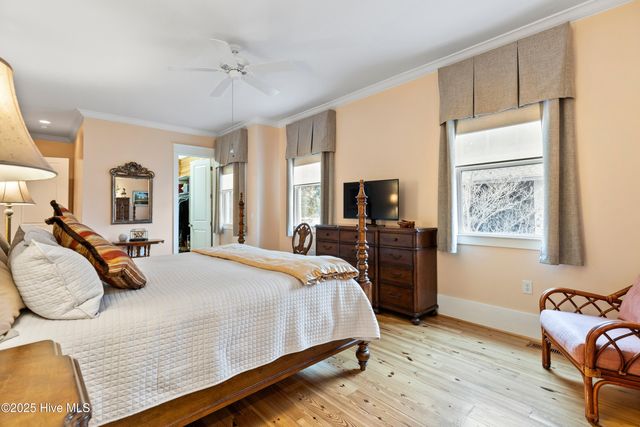 116 SW Yacht Drive, Oak Island, NC 28465