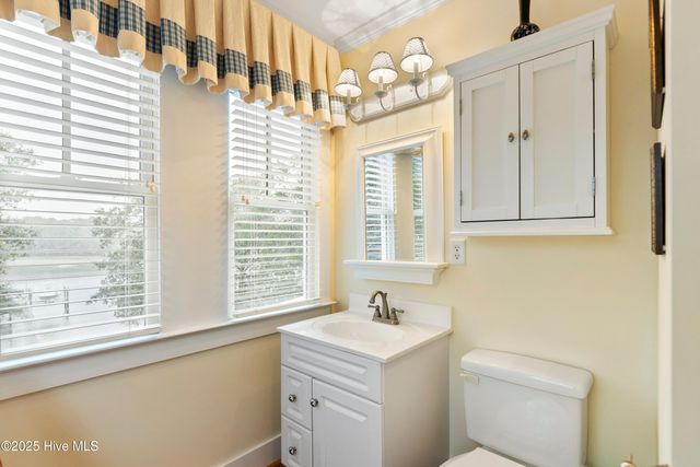 116 SW Yacht Drive, Oak Island, NC 28465