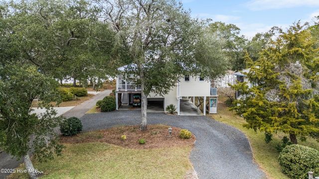 116 SW Yacht Drive, Oak Island, NC 28465