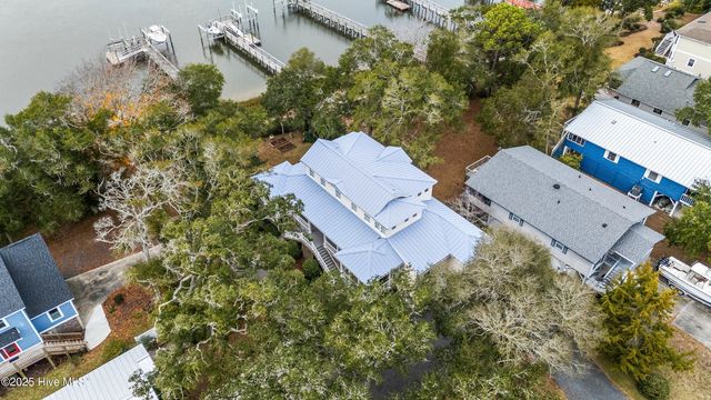 116 SW Yacht Drive, Oak Island, NC 28465
