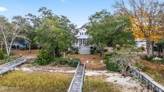 116 SW Yacht Drive, Oak Island, NC 28465