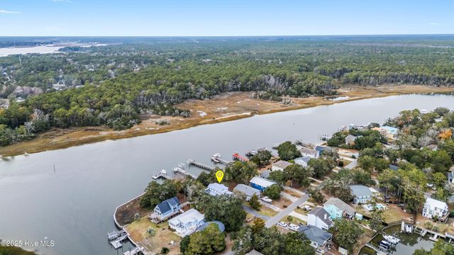 116 SW Yacht Drive, Oak Island, NC 28465