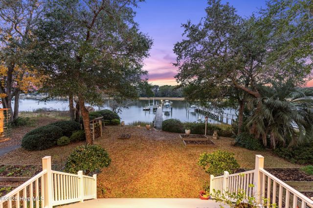 116 SW Yacht Drive, Oak Island, NC 28465