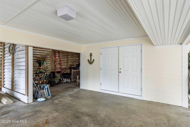 116 SW Yacht Drive, Oak Island, NC 28465