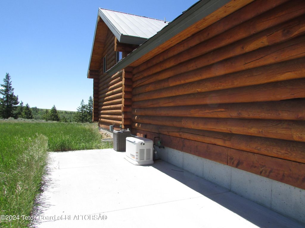 7424 MCKINLAY LANE, Tetonia, ID 83452 photo 3