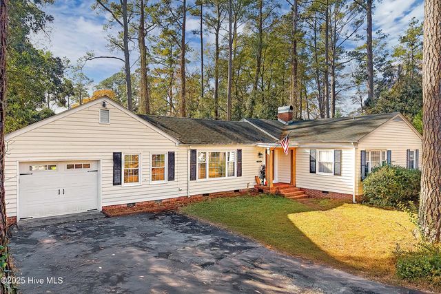 4705 Trent Woods Drive, New Bern, NC 28562