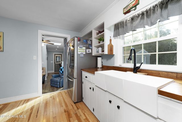 4705 Trent Woods Drive, New Bern, NC 28562