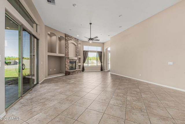 10024 W JJ RANCH Road, Peoria, AZ 85383