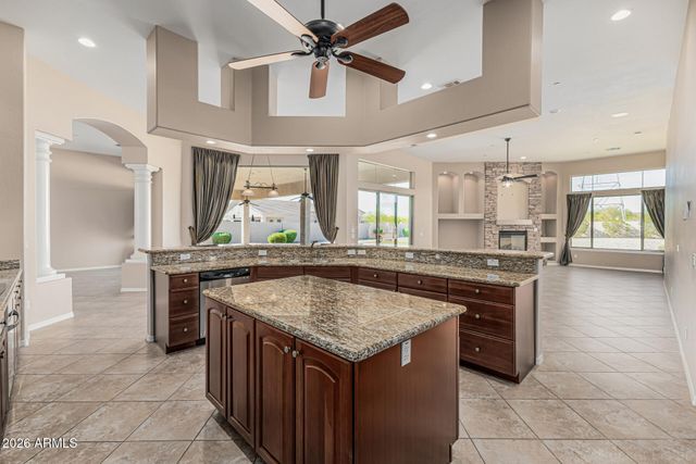 10024 W JJ RANCH Road, Peoria, AZ 85383