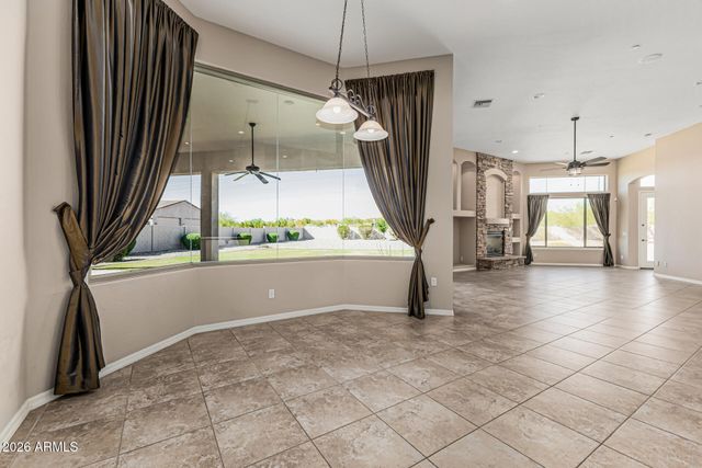 10024 W JJ RANCH Road, Peoria, AZ 85383