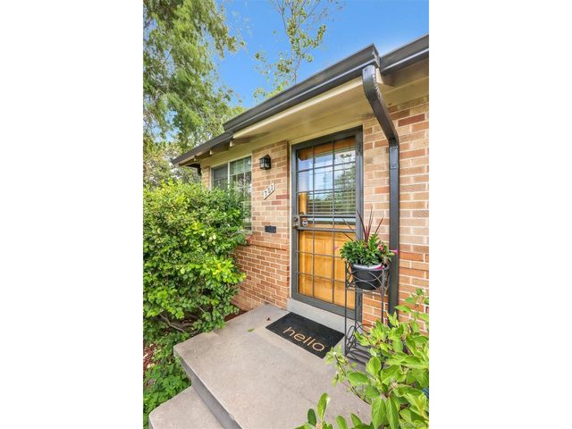 751 Eudora St, Denver, CO 80220