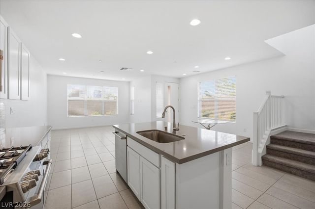 1153 Notch Peak Street 103, Las Vegas, NV 89135