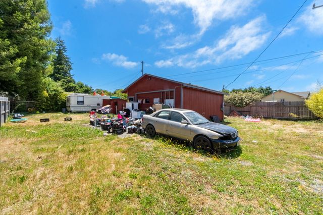 1819 D Avenue, Mckinleyville, CA 95519