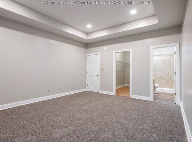 6 Squires Drive, St Albans, WV 25177