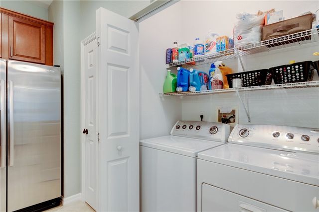 6375 Oxford Circle 104D, Vero Beach, FL 32966