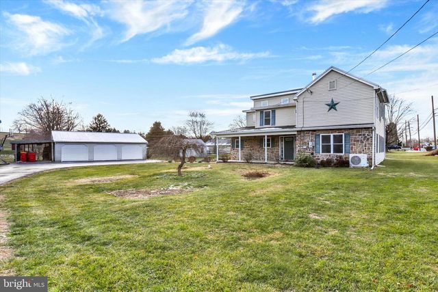 60 CARLISLE RD, Newville, PA 17241