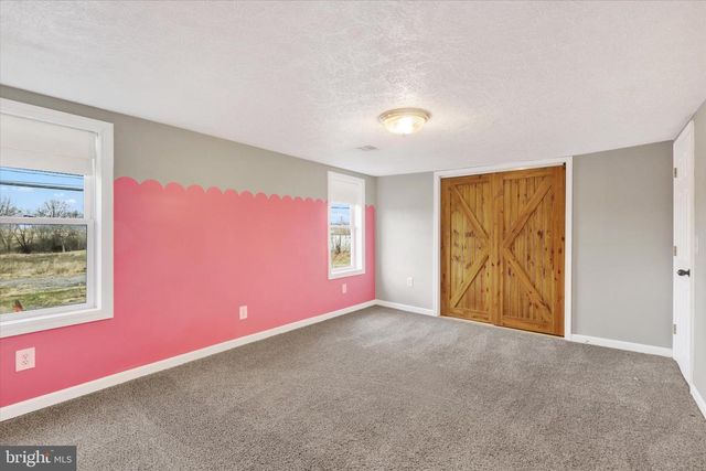 60 CARLISLE RD, Newville, PA 17241