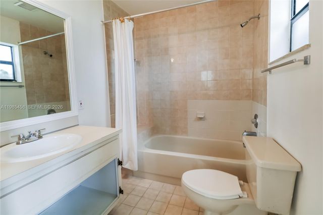 12955 SW 66th Ln 212-2, Miami, FL 33183